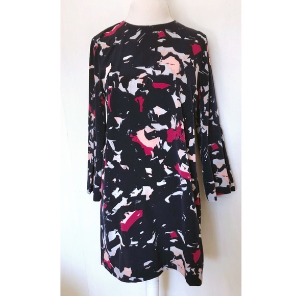 Banana Republic Dresses & Skirts - banana republic watercolor print shift dress